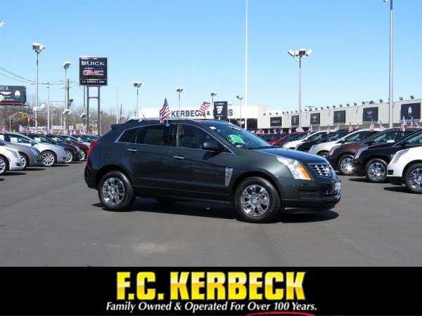 Used 2014 Cadillac SRX Luxury Collection for sale Sold at Rolls-Royce Motor Cars Philadelphia in Palmyra NJ 08065 1