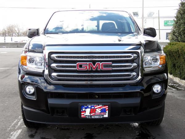 New 2018 GMC Canyon 4WD SLE for sale Sold at Rolls-Royce Motor Cars Philadelphia in Palmyra NJ 08065 2