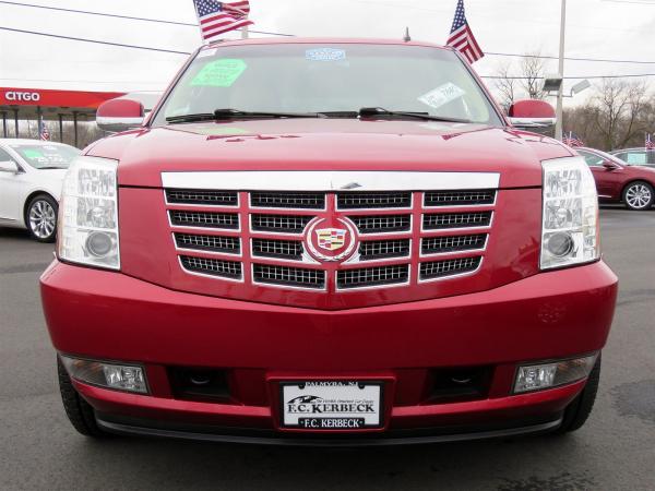 Used 2012 Cadillac Escalade Luxury for sale Sold at Rolls-Royce Motor Cars Philadelphia in Palmyra NJ 08065 2
