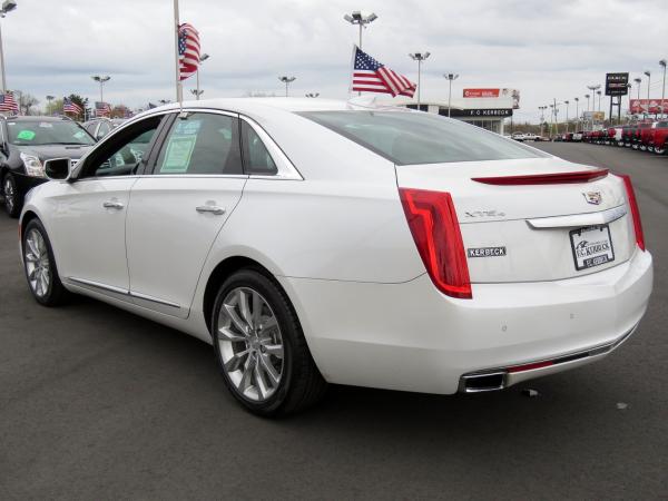 Used 2016 Cadillac XTS Luxury Collection for sale Sold at Rolls-Royce Motor Cars Philadelphia in Palmyra NJ 08065 4