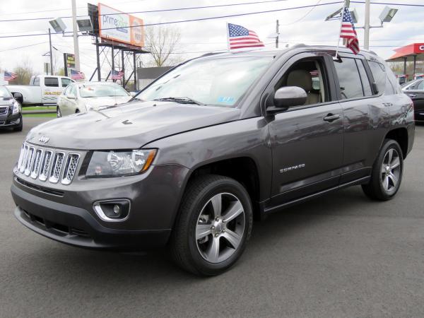 Used 2016 Jeep Compass High Altitude Edition for sale Sold at Rolls-Royce Motor Cars Philadelphia in Palmyra NJ 08065 3