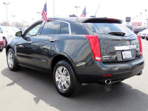 Used 2015 Cadillac SRX Luxury Collection for sale Sold at Rolls-Royce Motor Cars Philadelphia in Palmyra NJ 08065 4