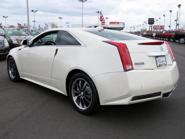Used 2013 Cadillac CTS Coupe Performance RWD for sale Sold at Rolls-Royce Motor Cars Philadelphia in Palmyra NJ 08065 4