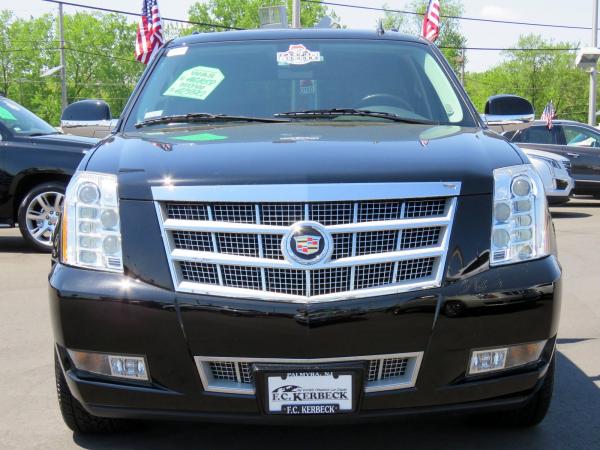 Used 2014 Cadillac Escalade Platinum for sale Sold at Rolls-Royce Motor Cars Philadelphia in Palmyra NJ 08065 2