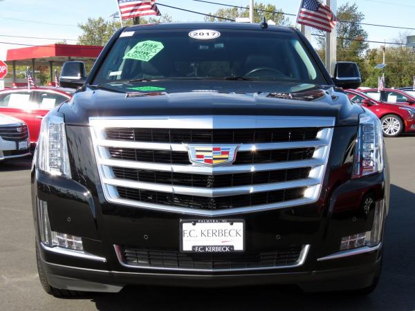 Used 2017 Cadillac Escalade Luxury for sale Sold at Rolls-Royce Motor Cars Philadelphia in Palmyra NJ 08065 2